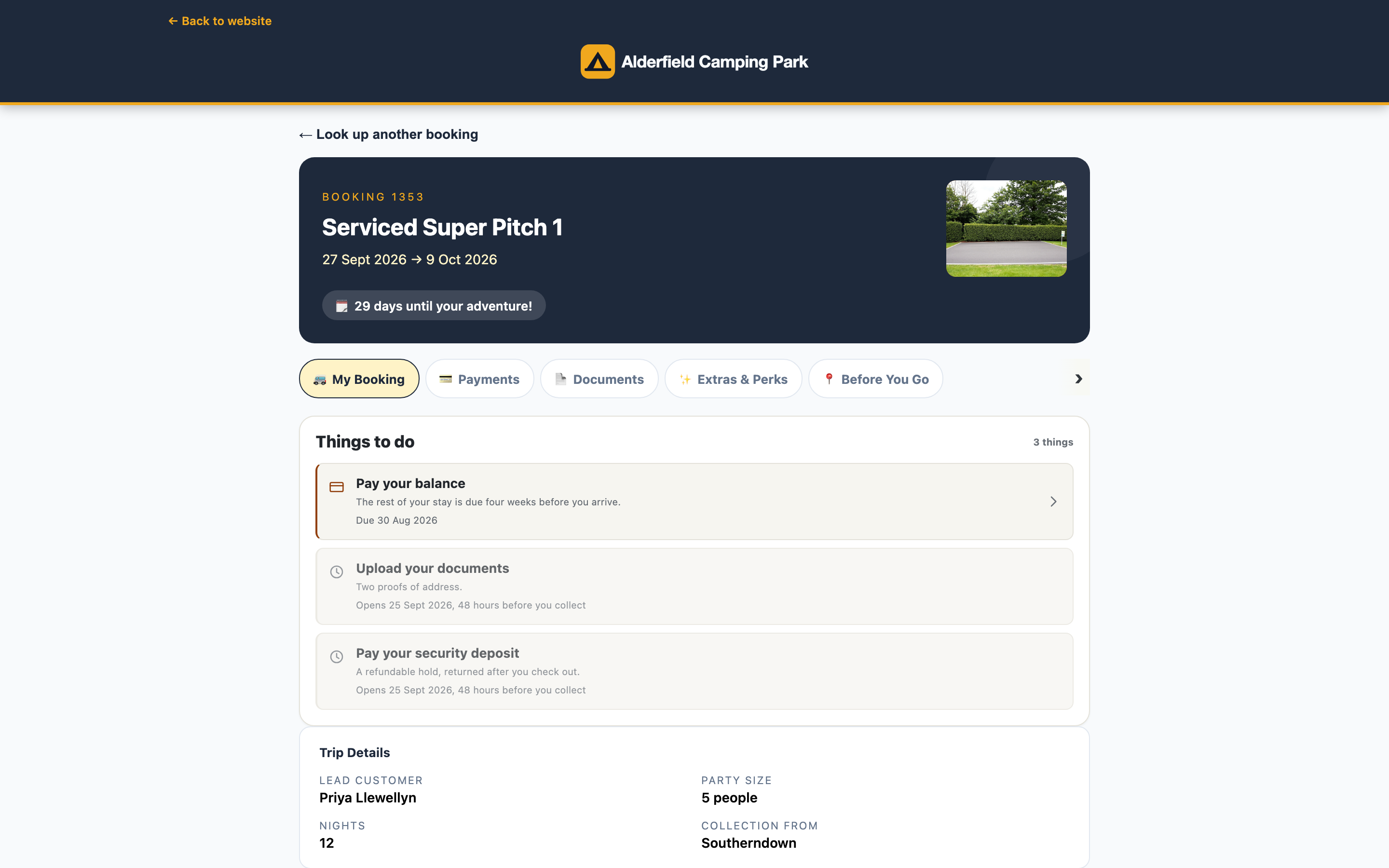 A campsite guest's own portal: the pitch, the dates, what is paid and what is still to pay.